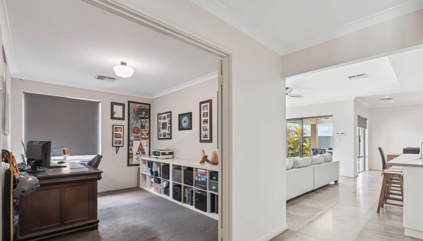 60 Farnham Pass, Alkimos, WA 6038 AUS