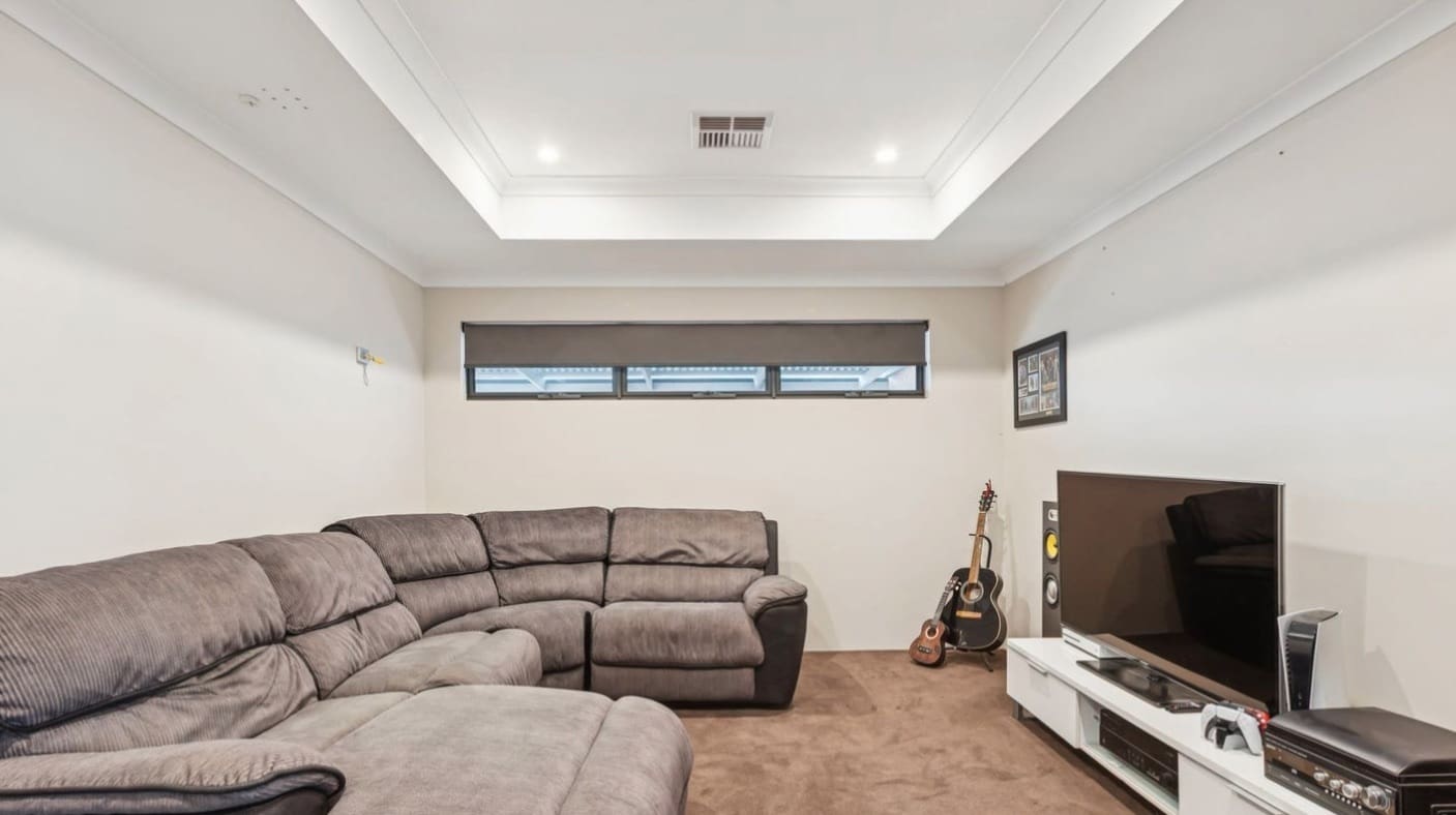 60 Farnham Pass, Alkimos, WA 6038 AUS